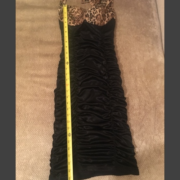 Dress - Picture 3 of 4